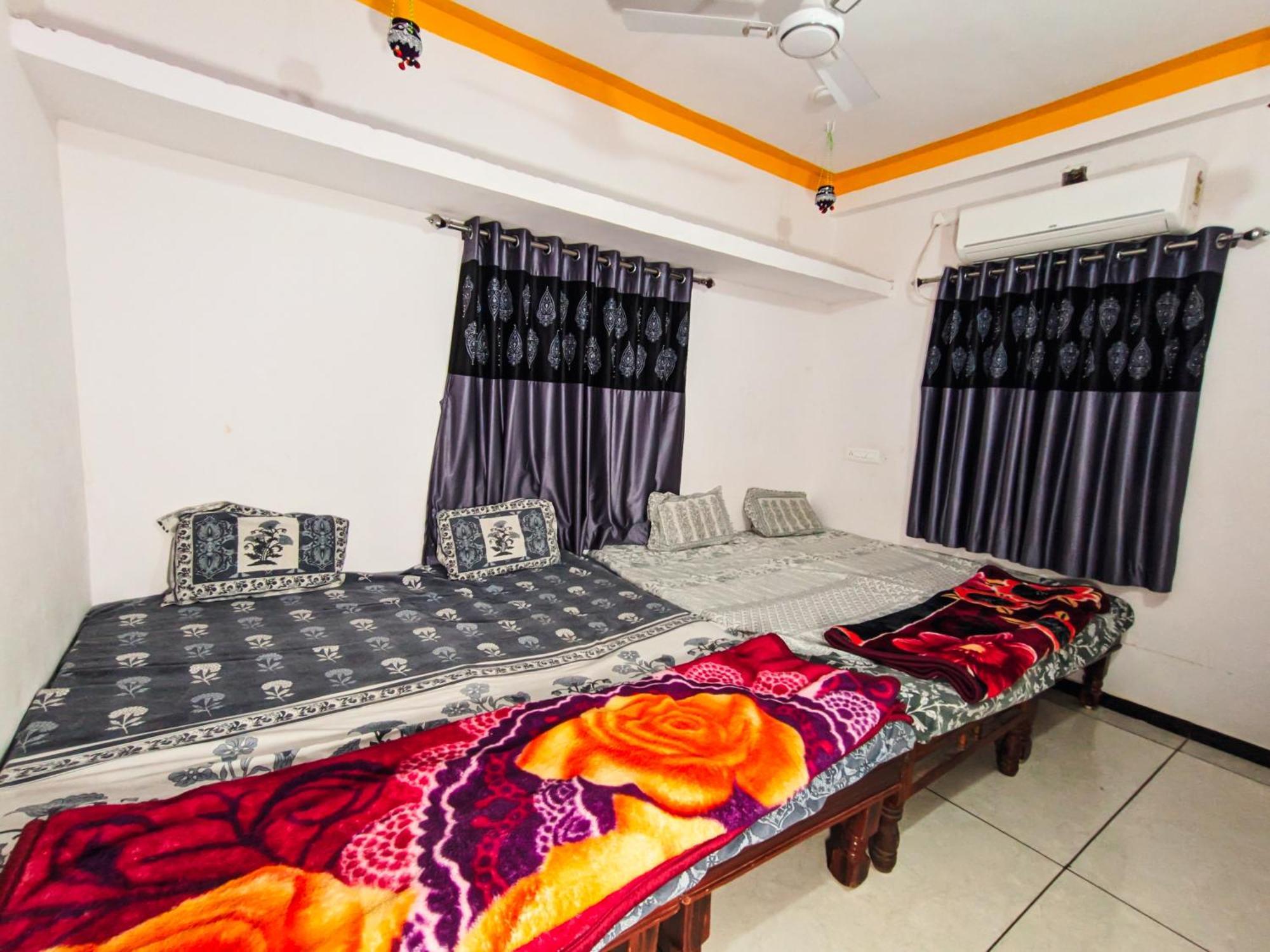 Bhavya Homestay Garudeshwar Exterior photo